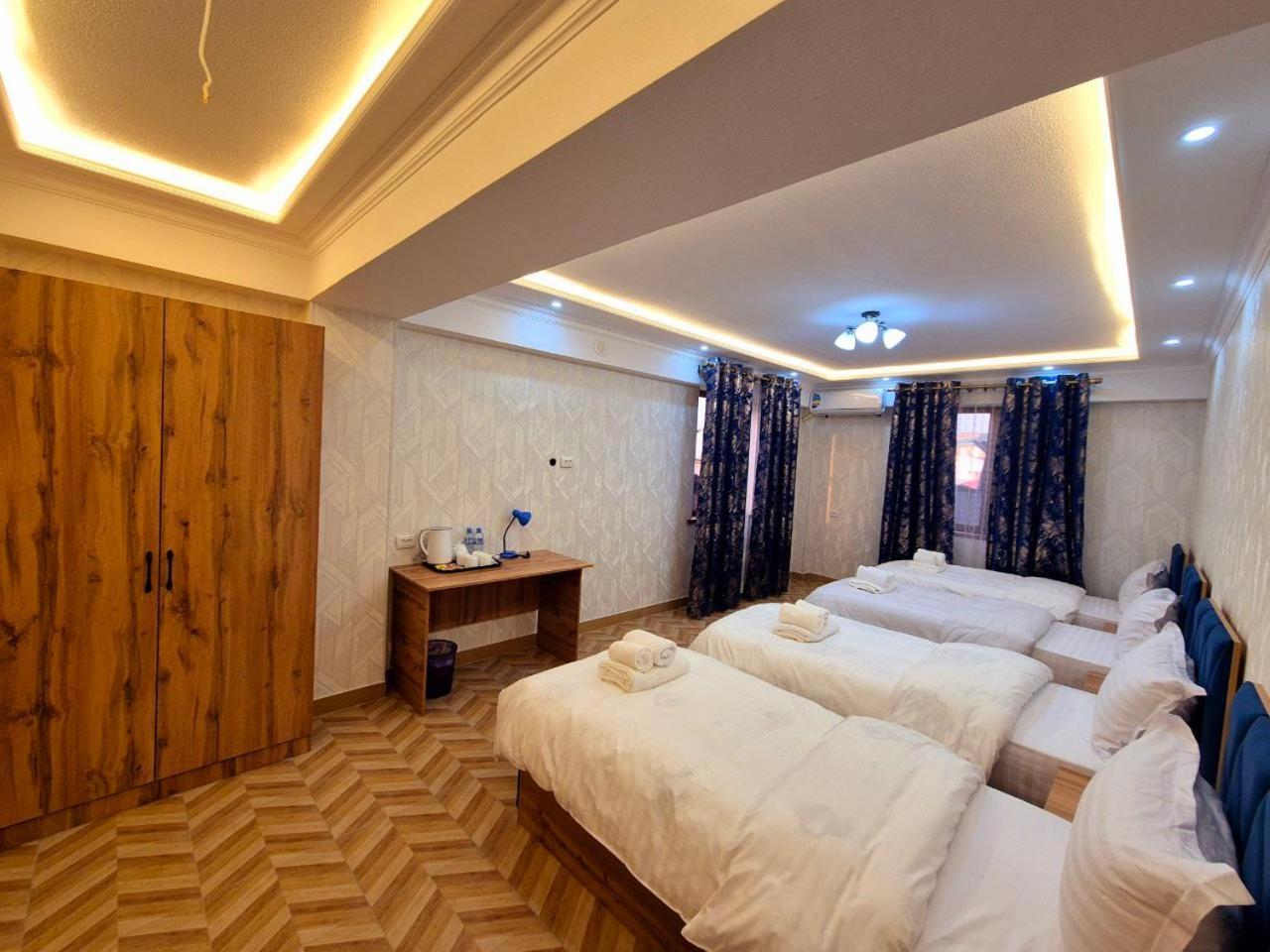 Samarkand Imron Hotel エクステリア 写真