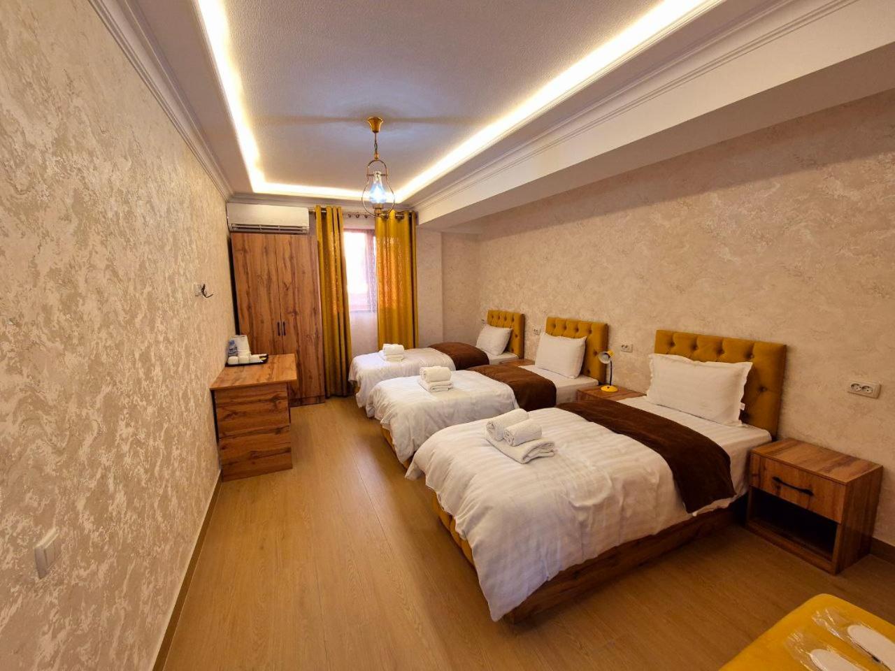 Samarkand Imron Hotel エクステリア 写真