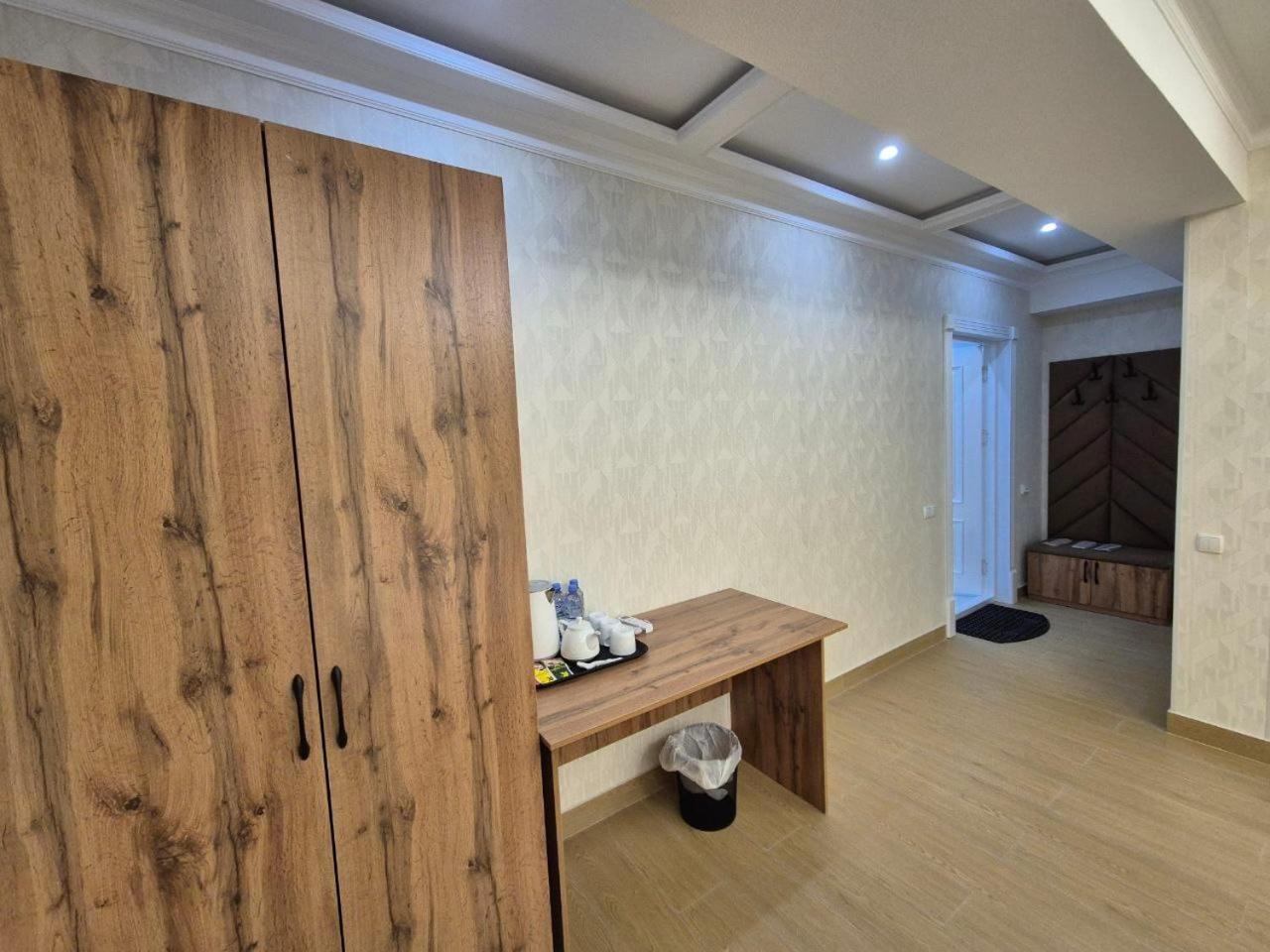 Samarkand Imron Hotel エクステリア 写真