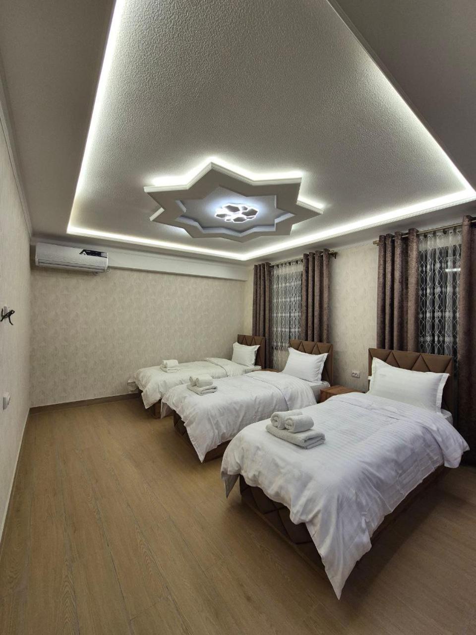 Samarkand Imron Hotel エクステリア 写真