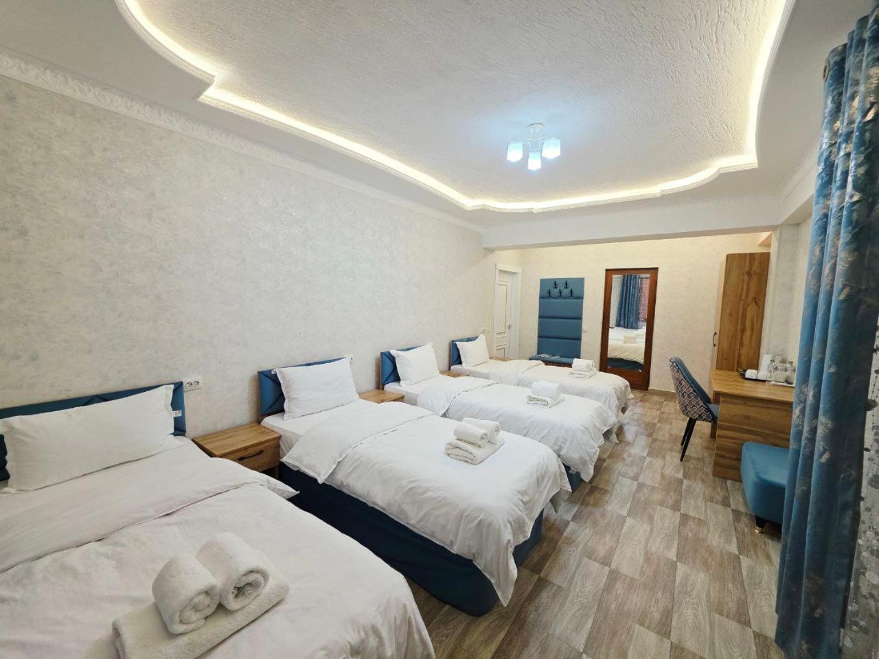 Samarkand Imron Hotel エクステリア 写真